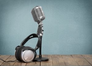 5 Characteristics of a Radio Sports Announcer